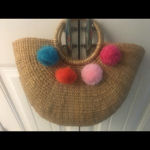 Straw beach bag
